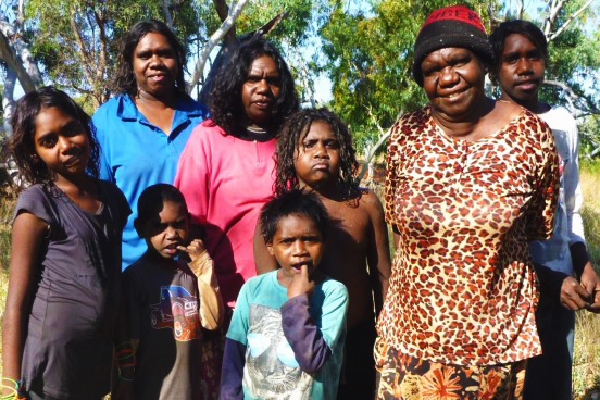 Art_Centre_Ampilatwatja Members of the Ampilatwatja community