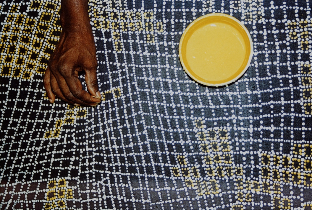 Artist at work - Dorothy Napangardi in the studio