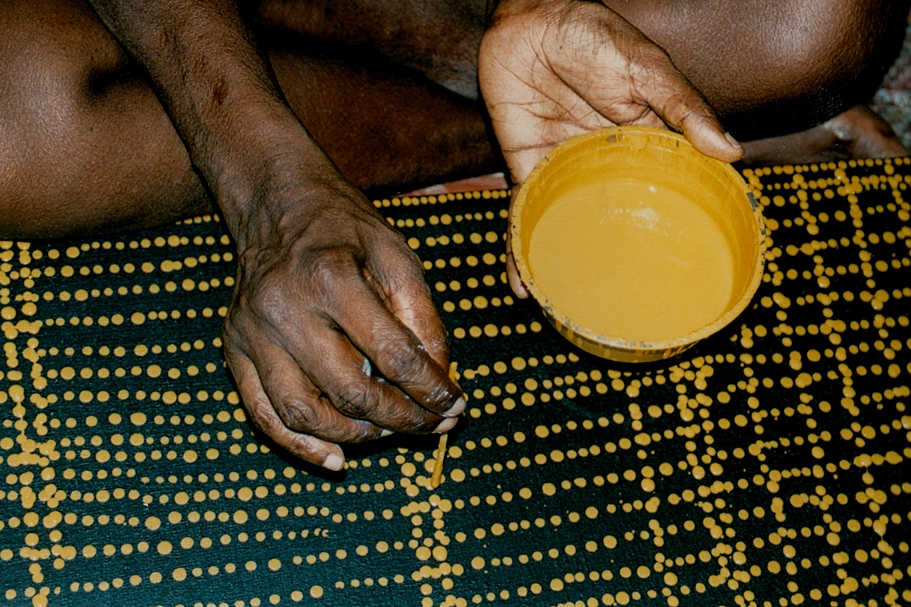 Dorothy Napangardi Working in the Studio